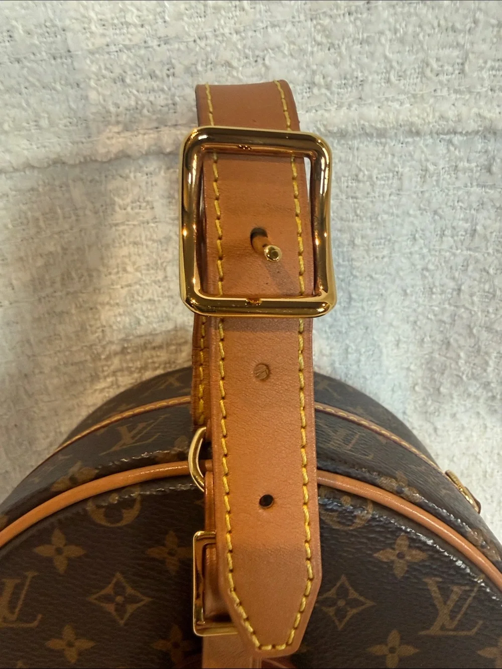 Louis Vuitton Round Crossbody Petite Boite Chapeau